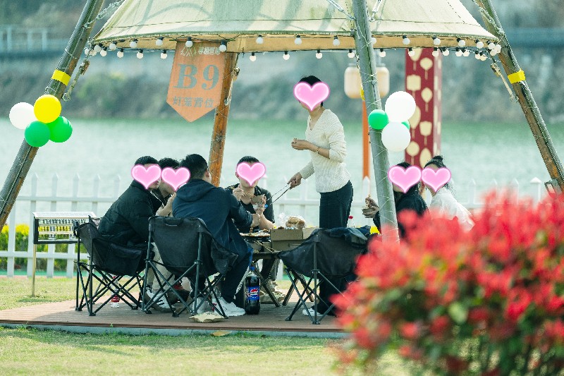 7帐篷烧烤.jpg